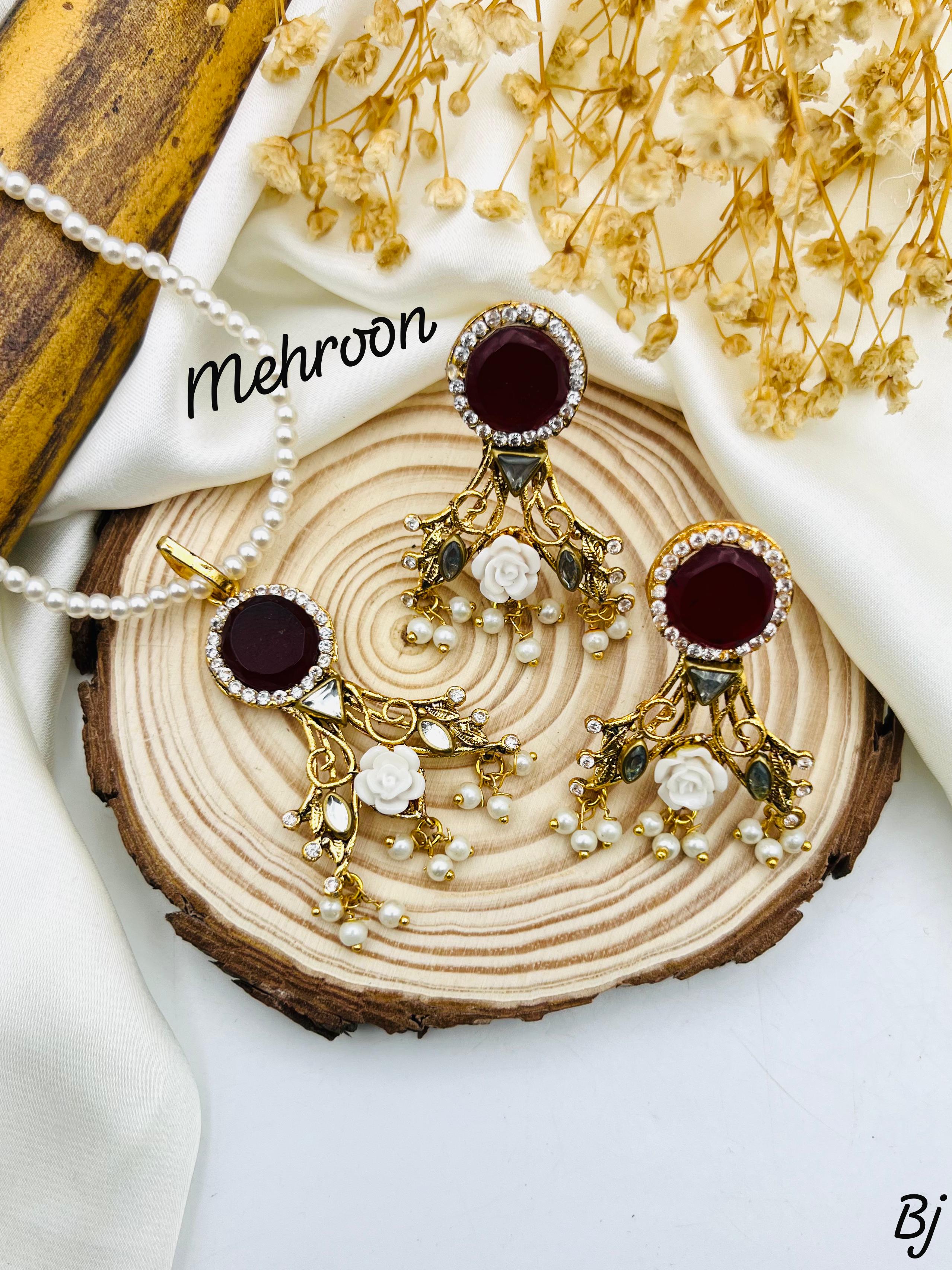 Fancy Beautiful Egyption Style Zircon Locket Set With Mala For Her😍